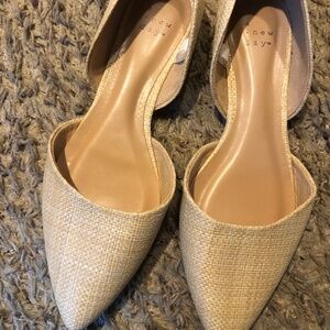 A new day flats, size 8